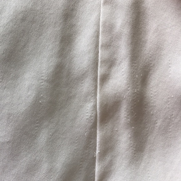 Vince Slim Fit Popover Cream Silk Blouse Size 2 - Picture 13 of 13